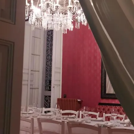 B&B Palazzo Introna 몰라디바리