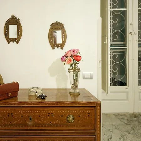 Palazzo Introna فندق مبيت وإفطار مولا دي باري