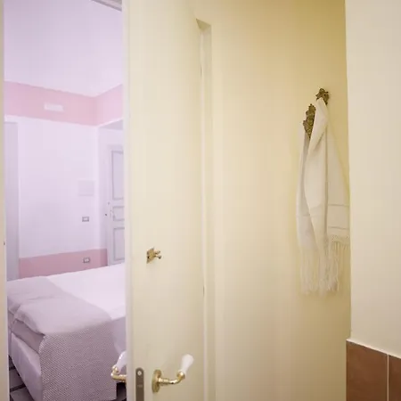 Palazzo Introna 3*