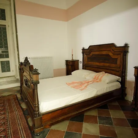 Palazzo Introna Mola di Bari