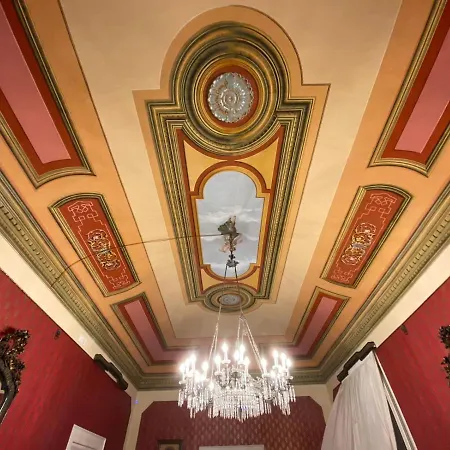 Palazzo Introna *